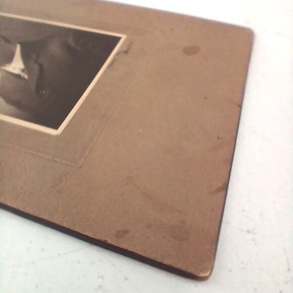 Lot of 3 Antique Portrait Photos Photos Early 1900s Studio Card VTG Collection - Picture 15 of 16